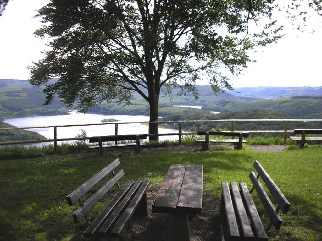 Hotel Restaurant Schmidter Bauernstube Nideggen Kültér fotó